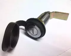 Замок отсека (простой) 5940-00643 {Yutong ZK6119HA}