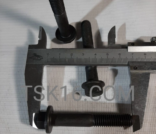Болт М10*1,5 (L=60mm) картера маховика 3900635 - ISВе (Ориг)